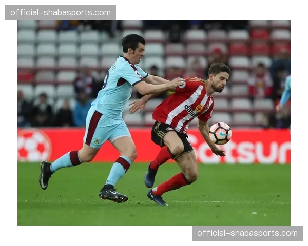 保级六分战前瞻：卢顿镇与伯恩利均排出五后卫，一场沉闷的防守对决可期？